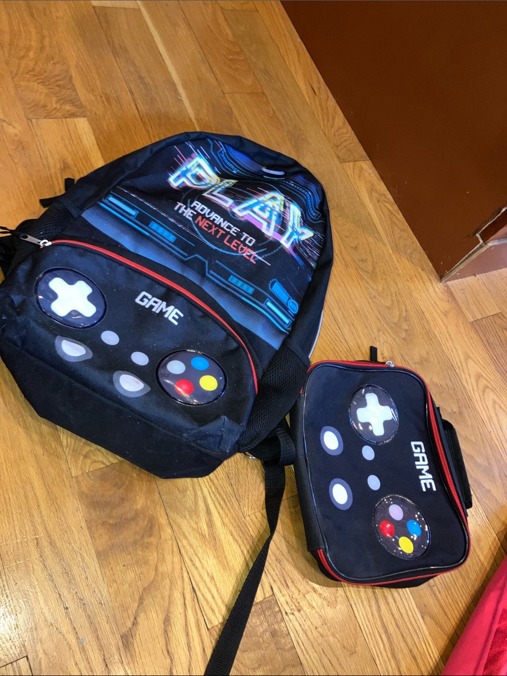PS BY AEROPOSTALE  GAMING BACKPACK AND LUNCHBOX SET